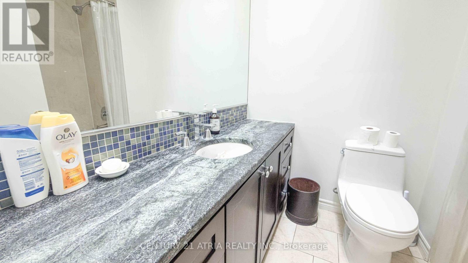 11 Danville Drive, Toronto, Ontario M2P 1H7 - Photo 18 - C13586502