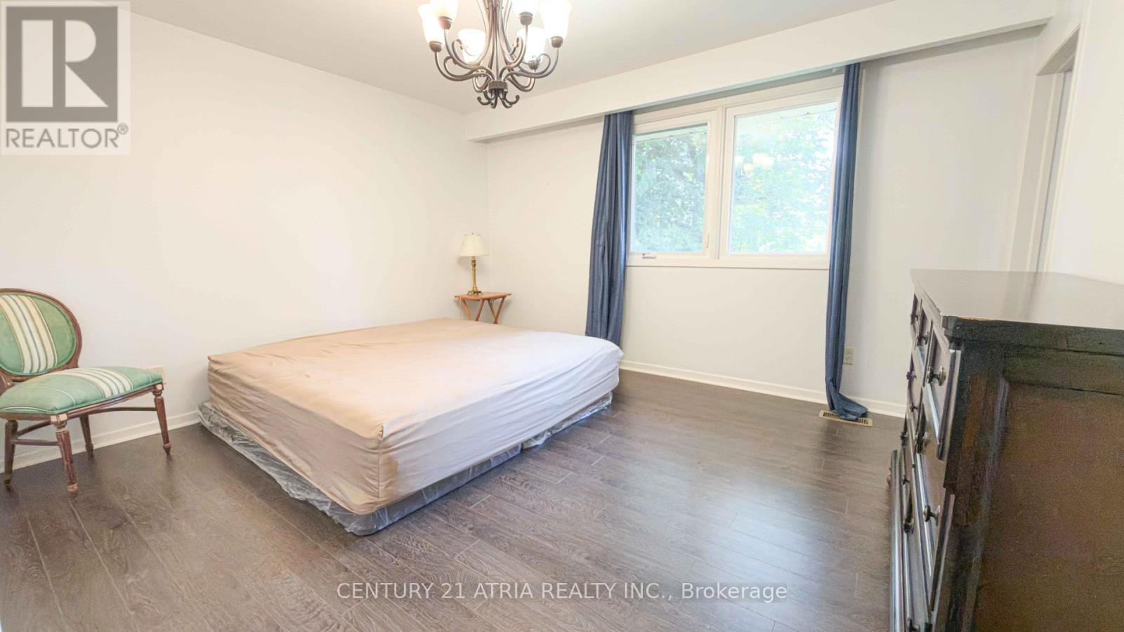 11 Danville Drive, Toronto, Ontario M2P 1H7 - Photo 22 - C13586502