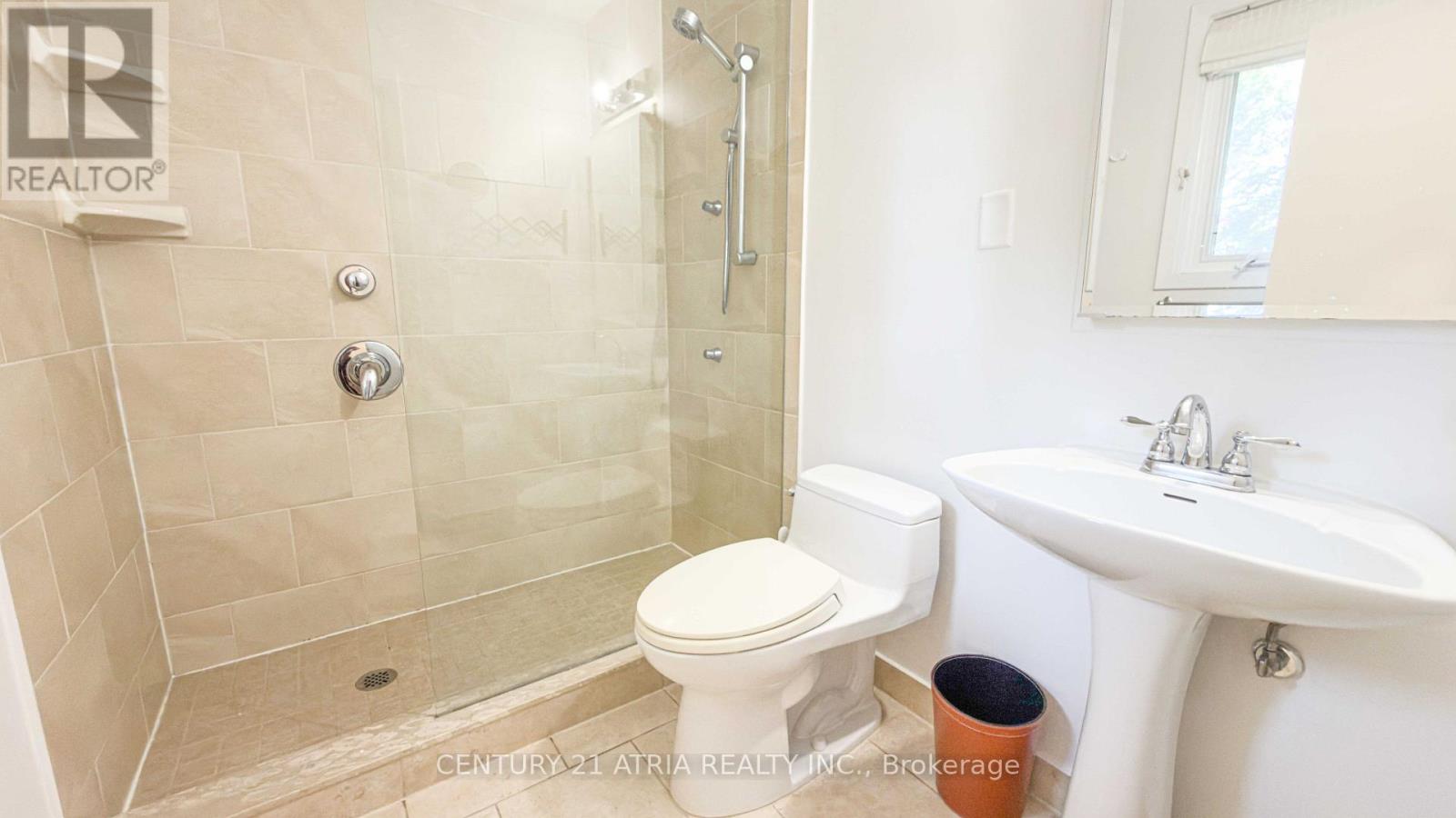 11 Danville Drive, Toronto, Ontario M2P 1H7 - Photo 23 - C13586502