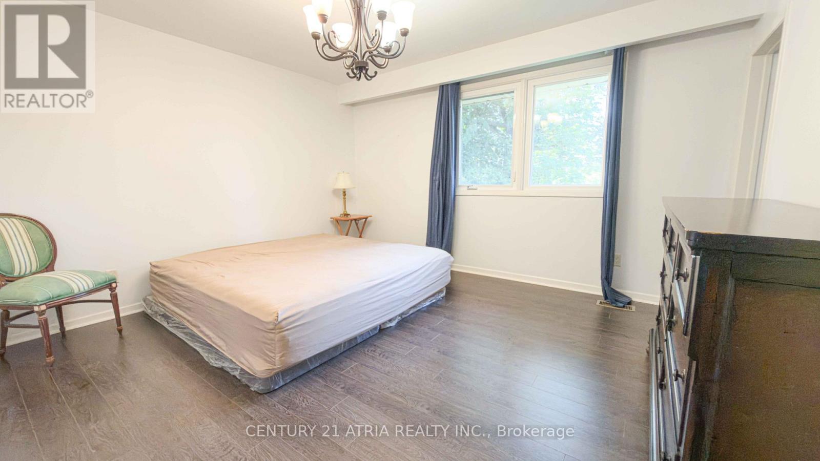 11 Danville Drive, Toronto, Ontario M2P 1H7 - Photo 21 - C13586502