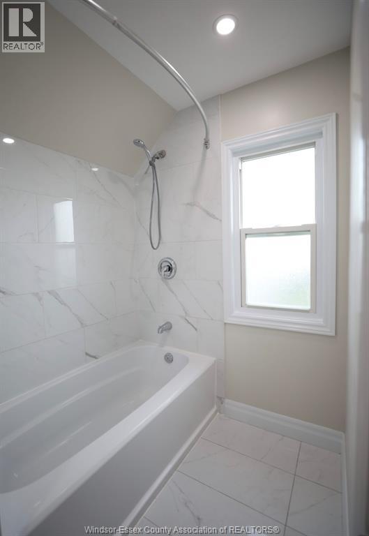 859 Pierre, Windsor, Ontario  N9A 2K6 - Photo 15 - 26017624