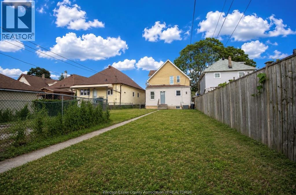 859 Pierre, Windsor, Ontario  N9A 2K6 - Photo 17 - 26017624