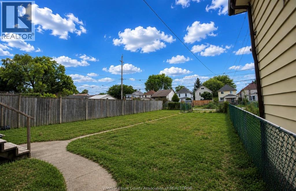 859 Pierre, Windsor, Ontario  N9A 2K6 - Photo 18 - 26017624