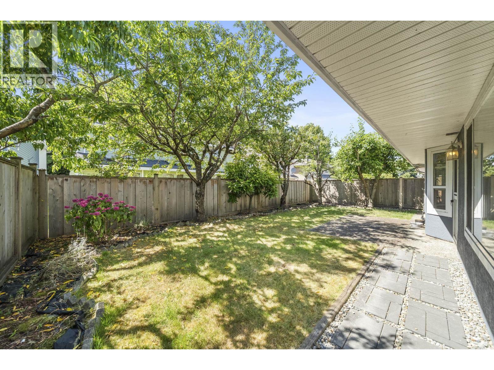 Listing image 27