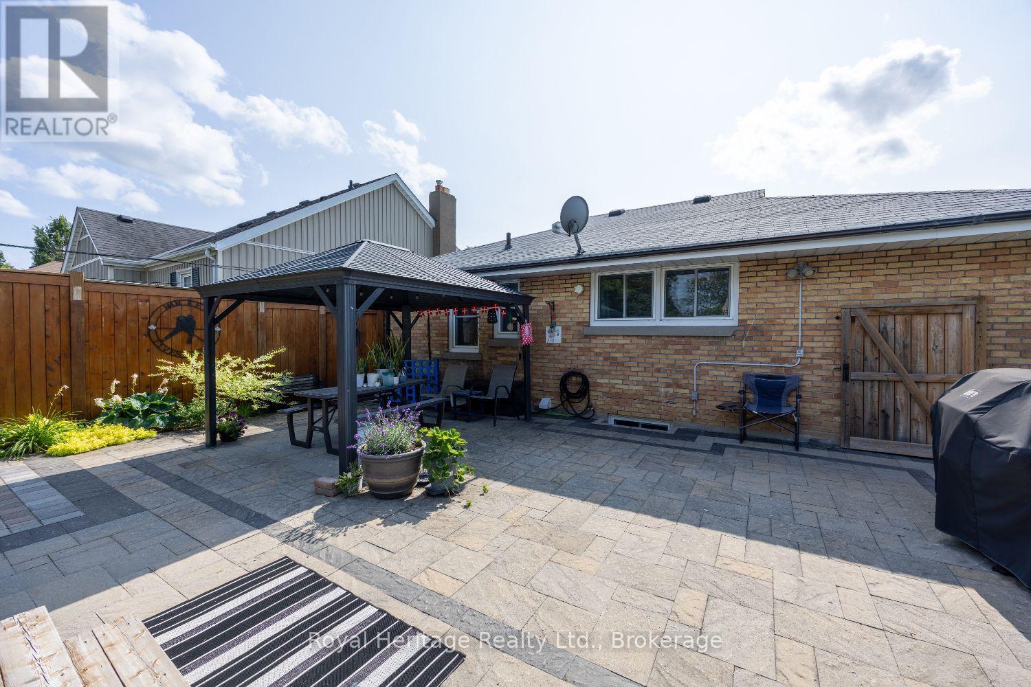 251 Elizabeth Street, Oshawa (Mclaughlin), Ontario  L1J 5S5 - Photo 21 - E13598608