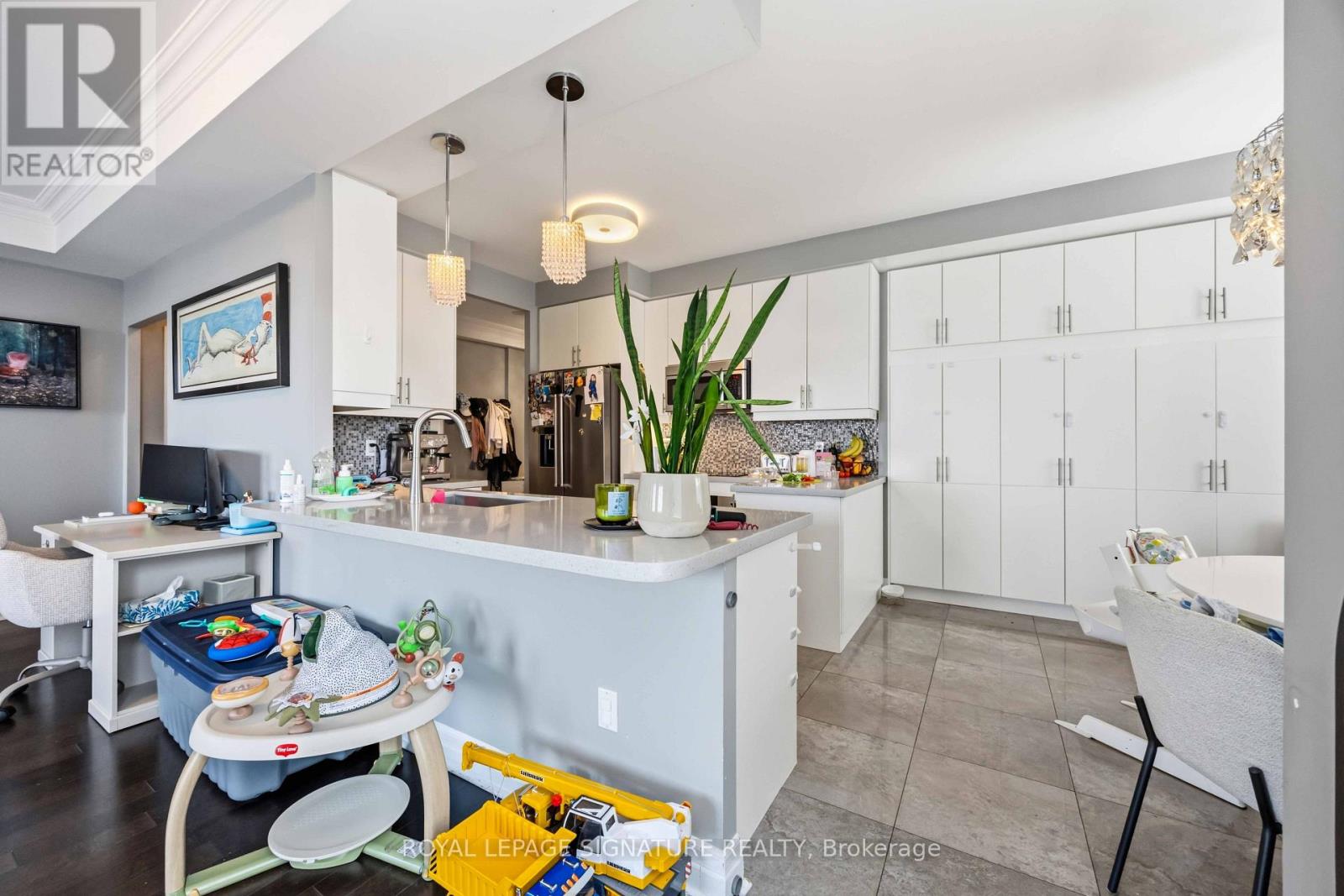 3403 - 35 Balmuto Street, Toronto, Ontario  M4Y 0A3 - Photo 11 - C13598612