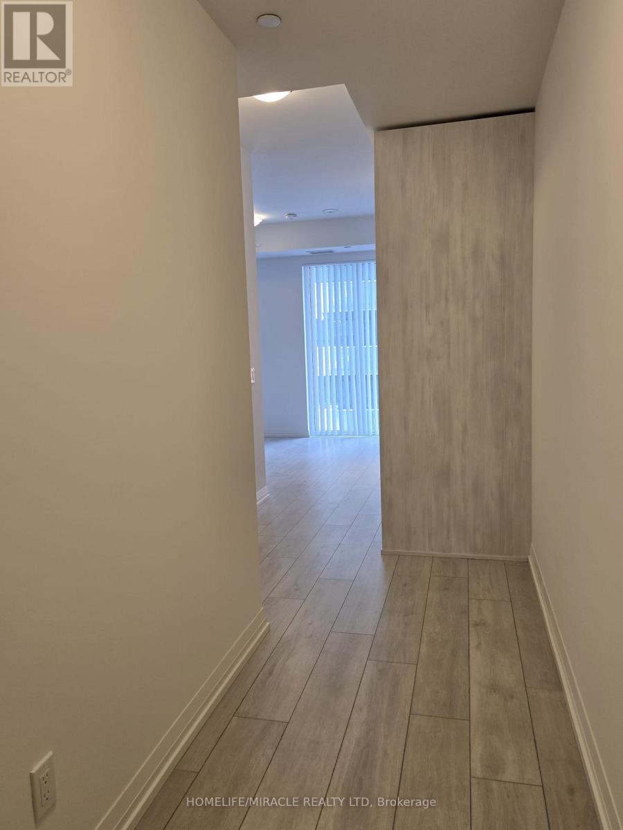 1001 - 400 King Street, Toronto, Ontario  M5V 1K2 - Photo 14 - C13598710