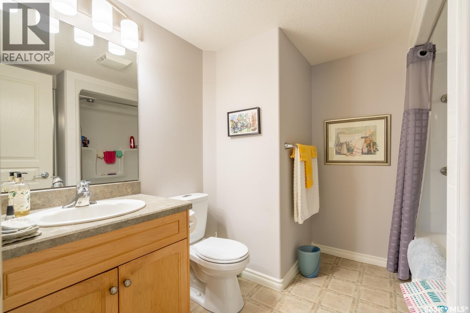201 3101 Renfrew Crescent E, Regina, Saskatchewan  S4V 3B6 - Photo 14 - SK043239