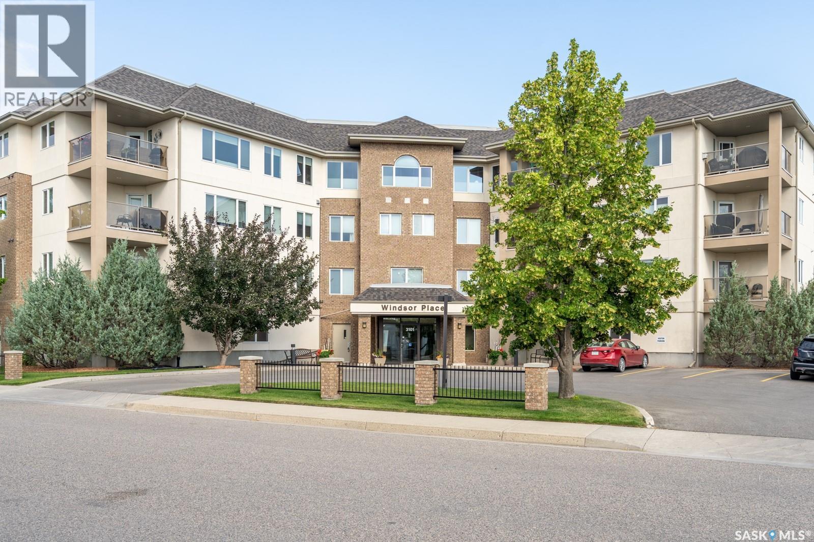 201 3101 Renfrew Crescent E, Regina, Saskatchewan  S4V 3B6 - Photo 2 - SK043239