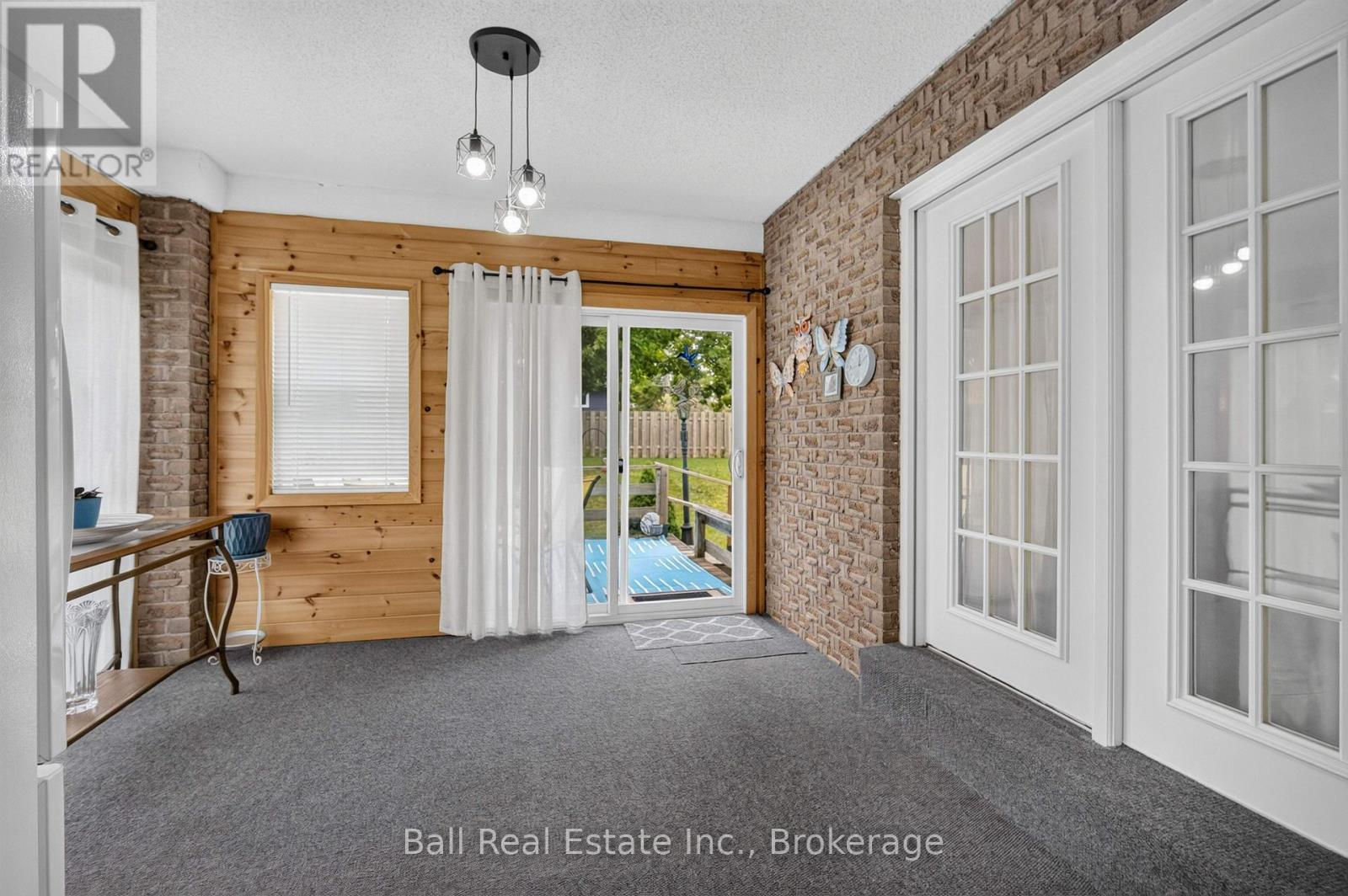 18 Russell Hill Road, Kawartha Lakes, Ontario  K0M 1A0 - Photo 18 - X13598664