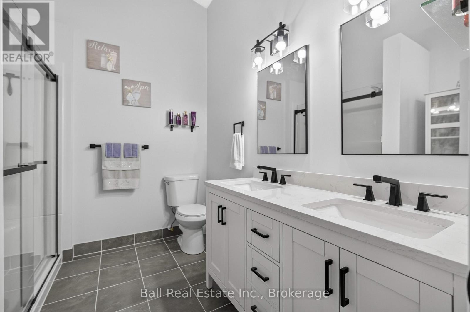 18 Russell Hill Road, Kawartha Lakes, Ontario  K0M 1A0 - Photo 22 - X13598664