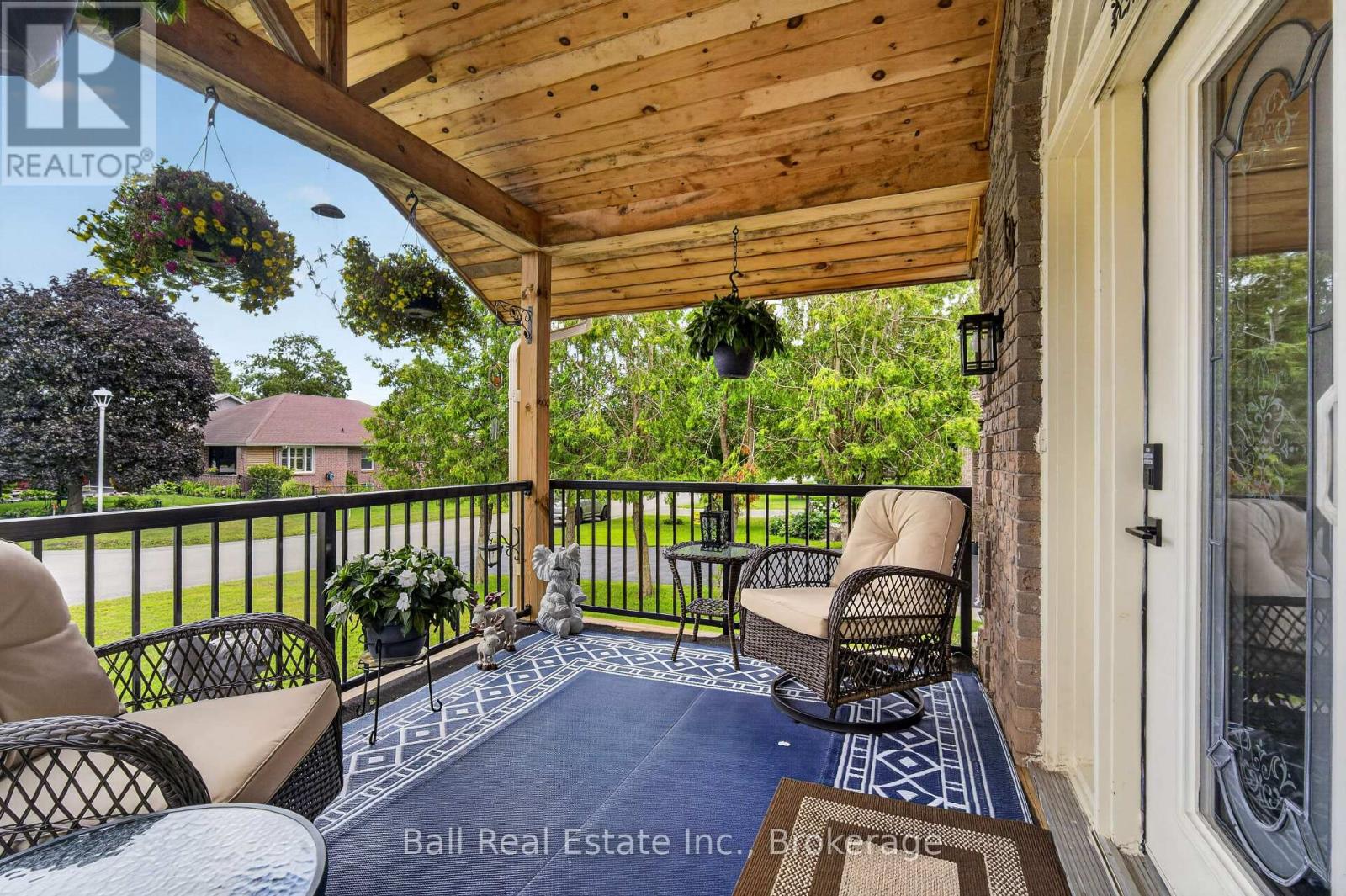 18 Russell Hill Road, Kawartha Lakes, Ontario  K0M 1A0 - Photo 3 - X13598664
