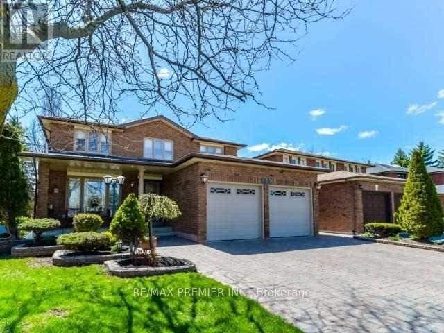 29 CARMEN CRESCENT, Vaughan (East Woodbridge)