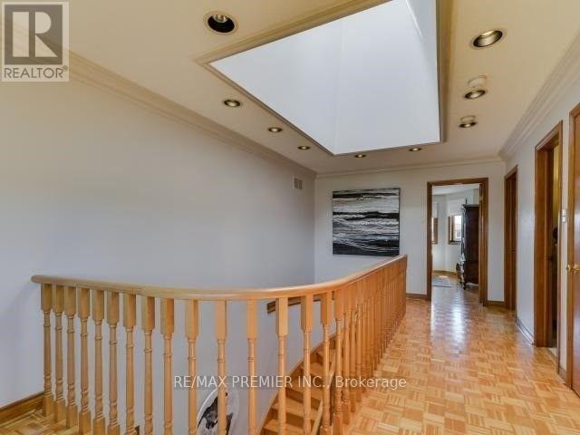 29 Carmen Crescent, Vaughan, Ontario  L4L 5P9 - Photo 9 - N13598650