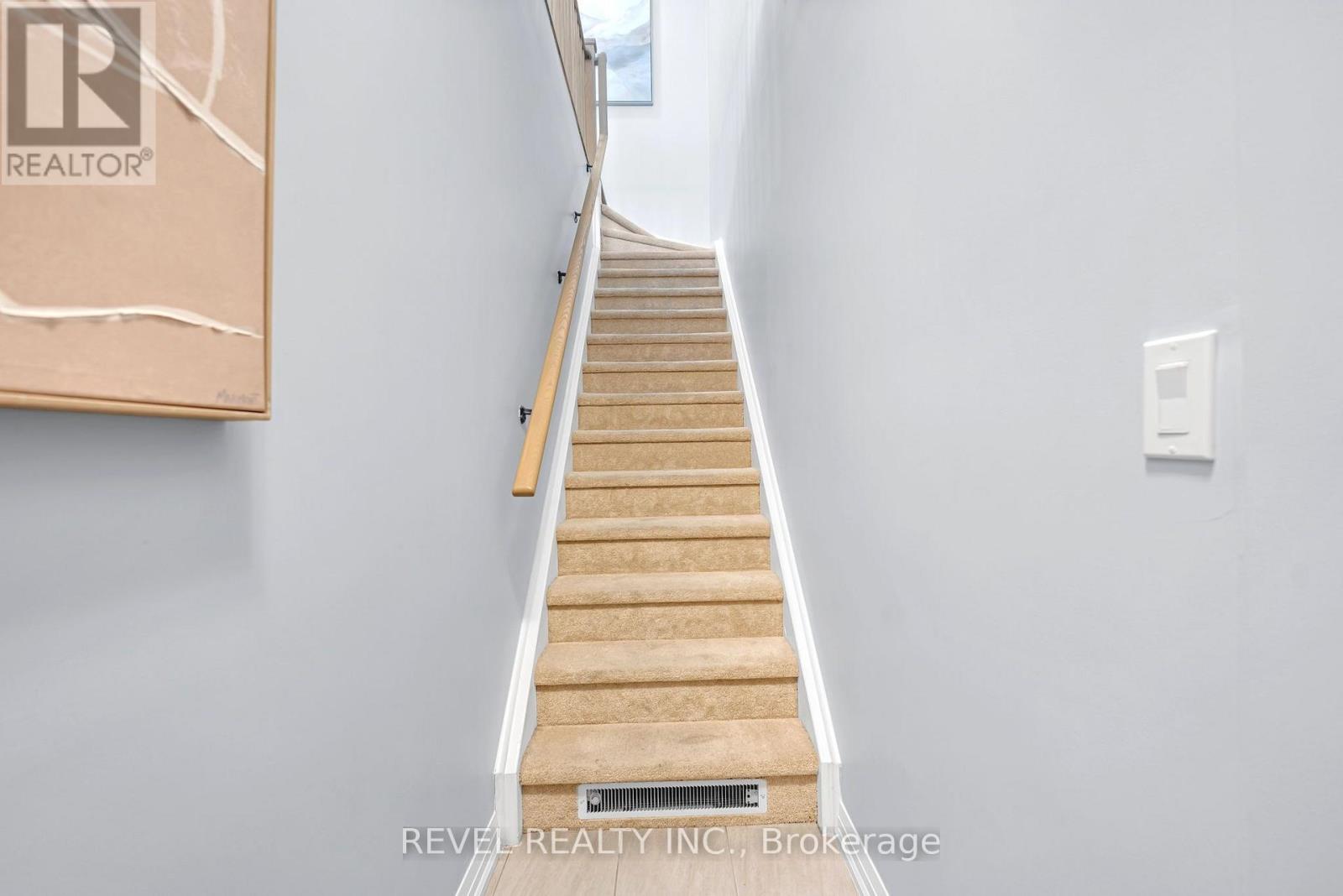 304 - 2635 William Jackson Drive, Pickering, Ontario  L1P 2V8 - Photo 5 - E13597680