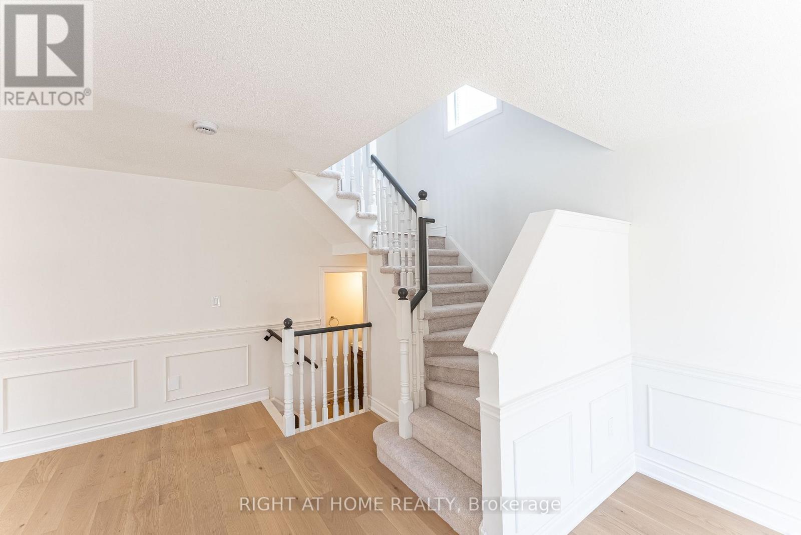 112 White Crescent, Barrie, Ontario  L4N 6A1 - Photo 15 - S13598340