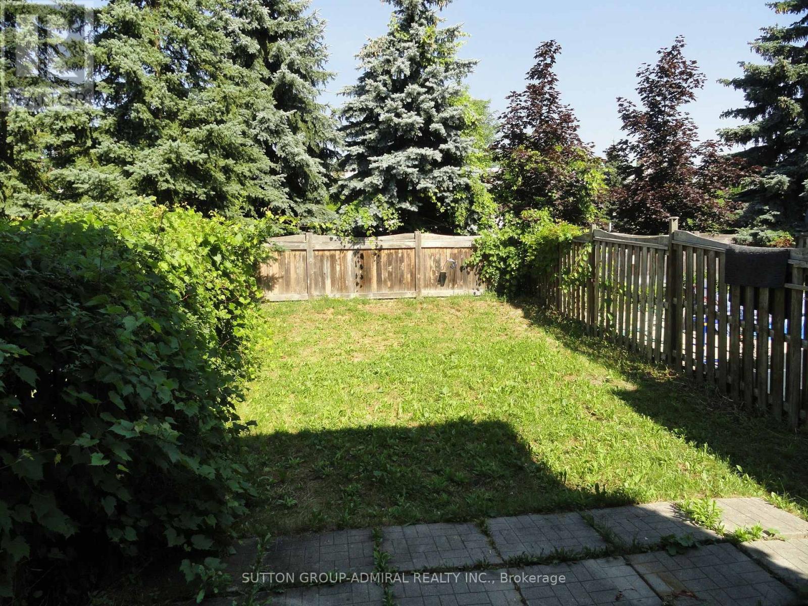922 Ledbury Crescent, Mississauga, Ontario L5V 2P8 - Photo 4 - W13598602