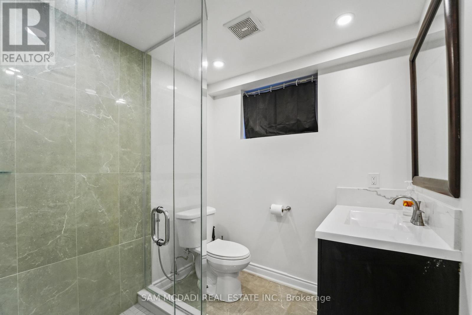 1821 Christopher Road, Mississauga, Ontario  L5J 2K7 - Photo 11 - W13598668