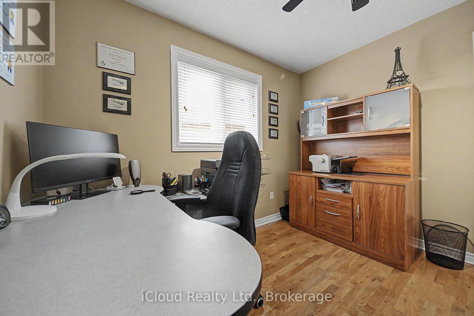 3926 Baggins Court, Mississauga, Ontario  L5N 7A3 - Photo 39 - W13598708