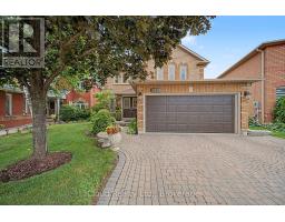 3926 BAGGINS COURT, Mississauga, Ontario