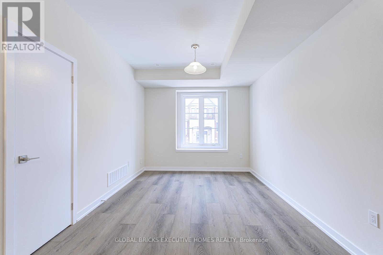 1345 Kaniv Street, Oakville, Ontario  L6M 5R3 - Photo 10 - W13598716
