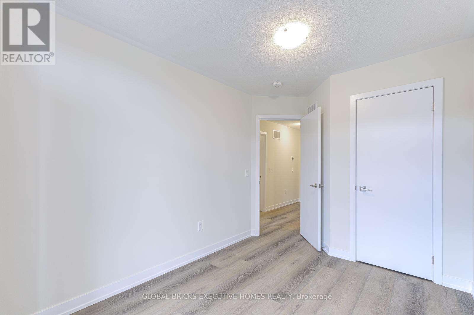 1345 Kaniv Street, Oakville, Ontario  L6M 5R3 - Photo 36 - W13598716