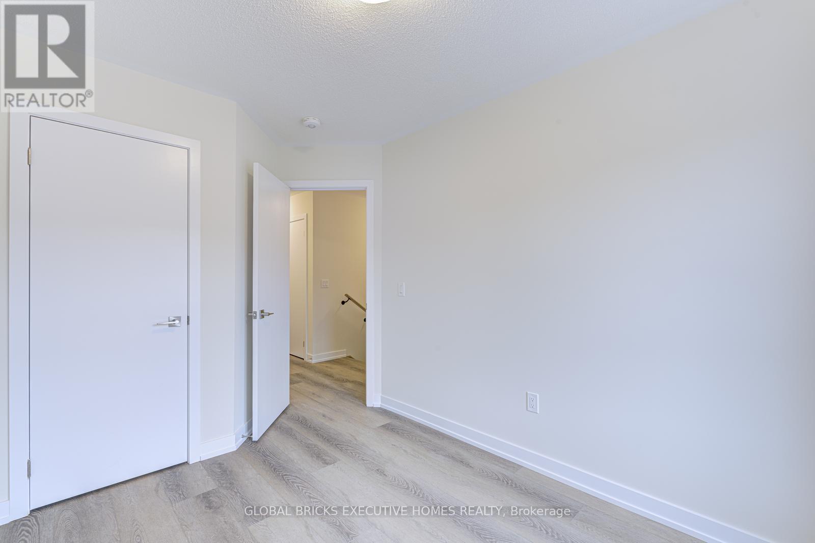 1345 Kaniv Street, Oakville, Ontario  L6M 5R3 - Photo 41 - W13598716