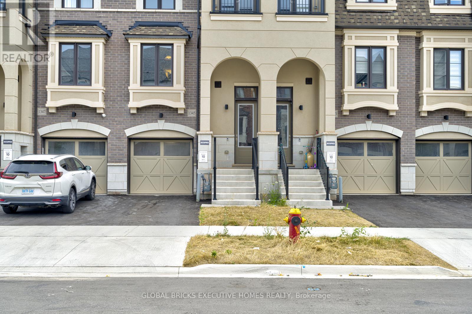 1345 Kaniv Street, Oakville, Ontario  L6M 5R3 - Photo 5 - W13598716
