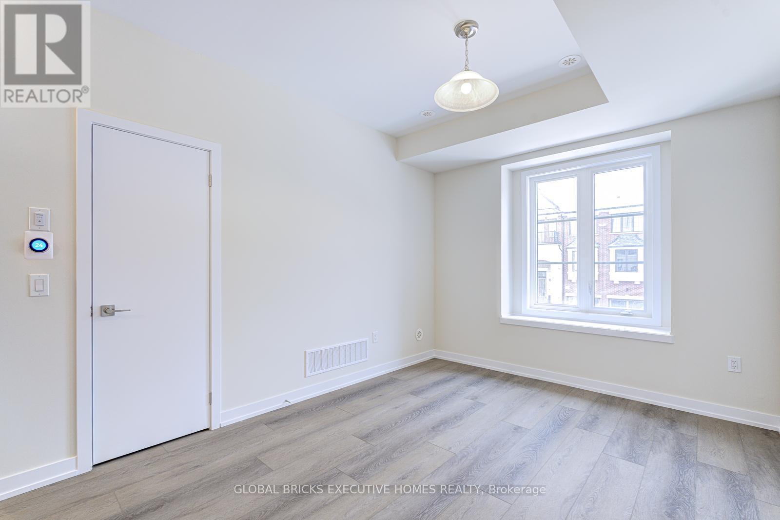 1345 Kaniv Street, Oakville, Ontario  L6M 5R3 - Photo 9 - W13598716
