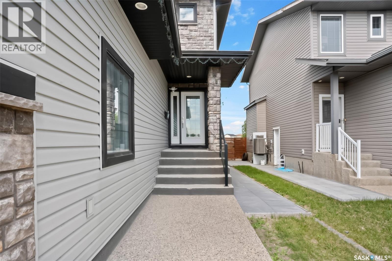 5022 Padwick Road, Regina, Saskatchewan  S4W 0C4 - Photo 5 - SK043153