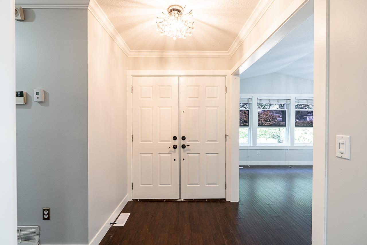 13032 61 Avenue, Surrey, British Columbia  V3X 2H5 - Photo 3 - R3149000