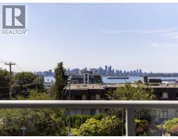 307 308 W 2ND STREET, North Vancouver, British Columbia