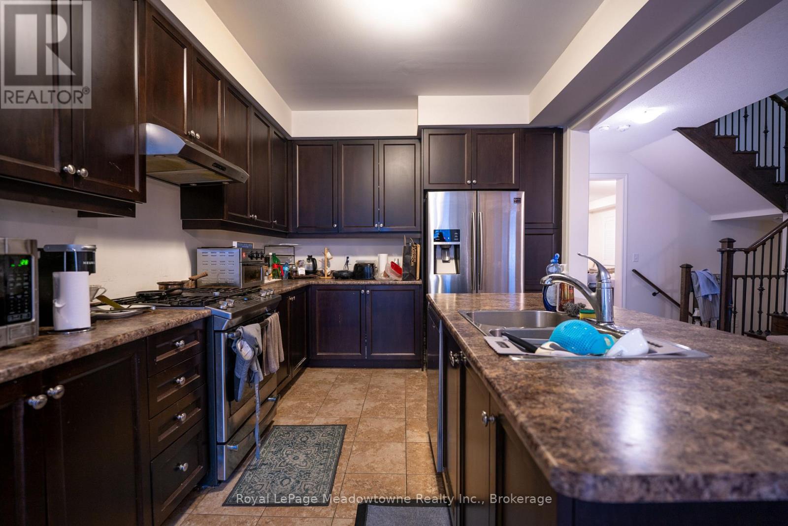 1528 Chretien Street, Milton (Fo Ford), Ontario  L9E 1H2 - Photo 13 - W13598818