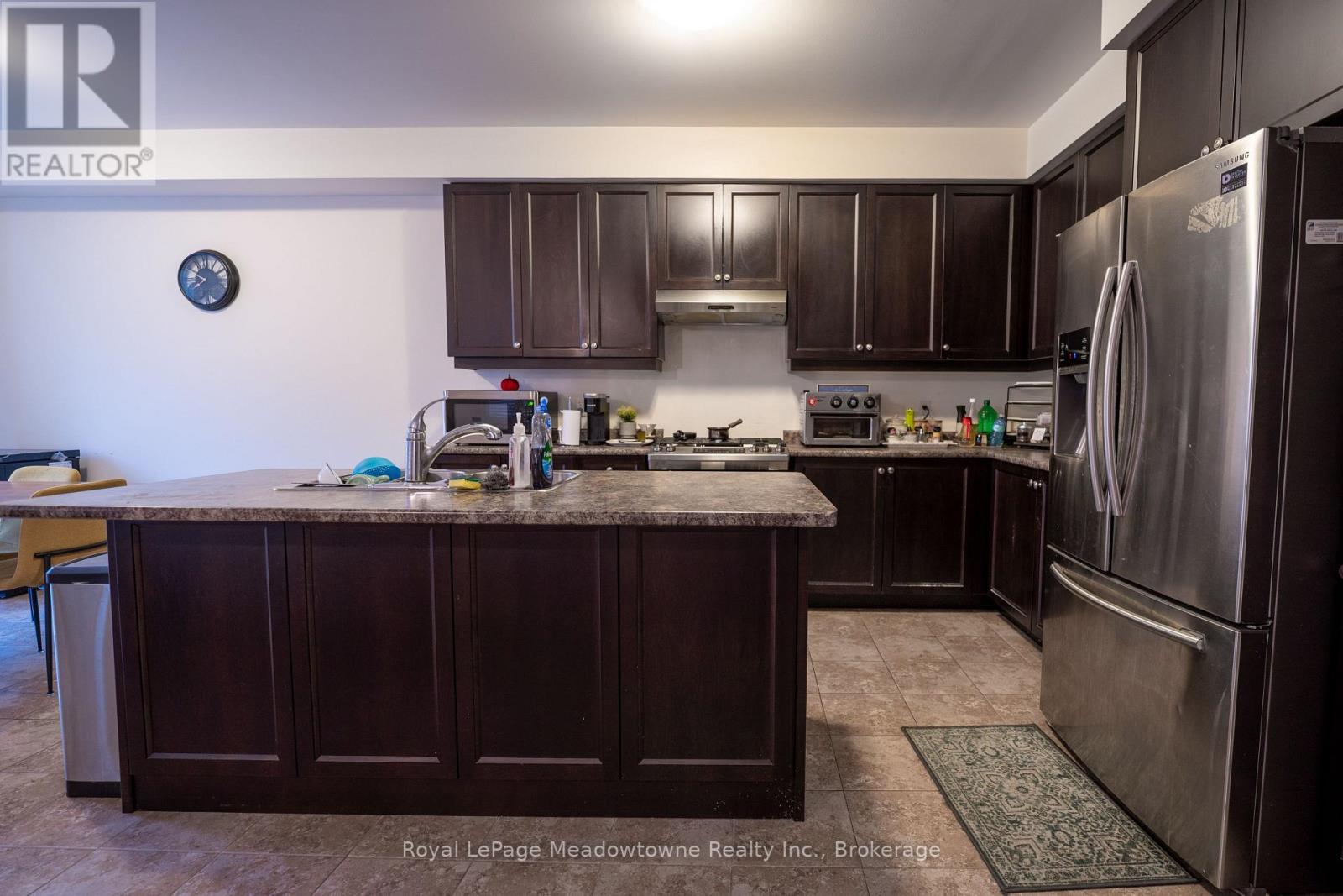 1528 Chretien Street, Milton (Fo Ford), Ontario  L9E 1H2 - Photo 14 - W13598818