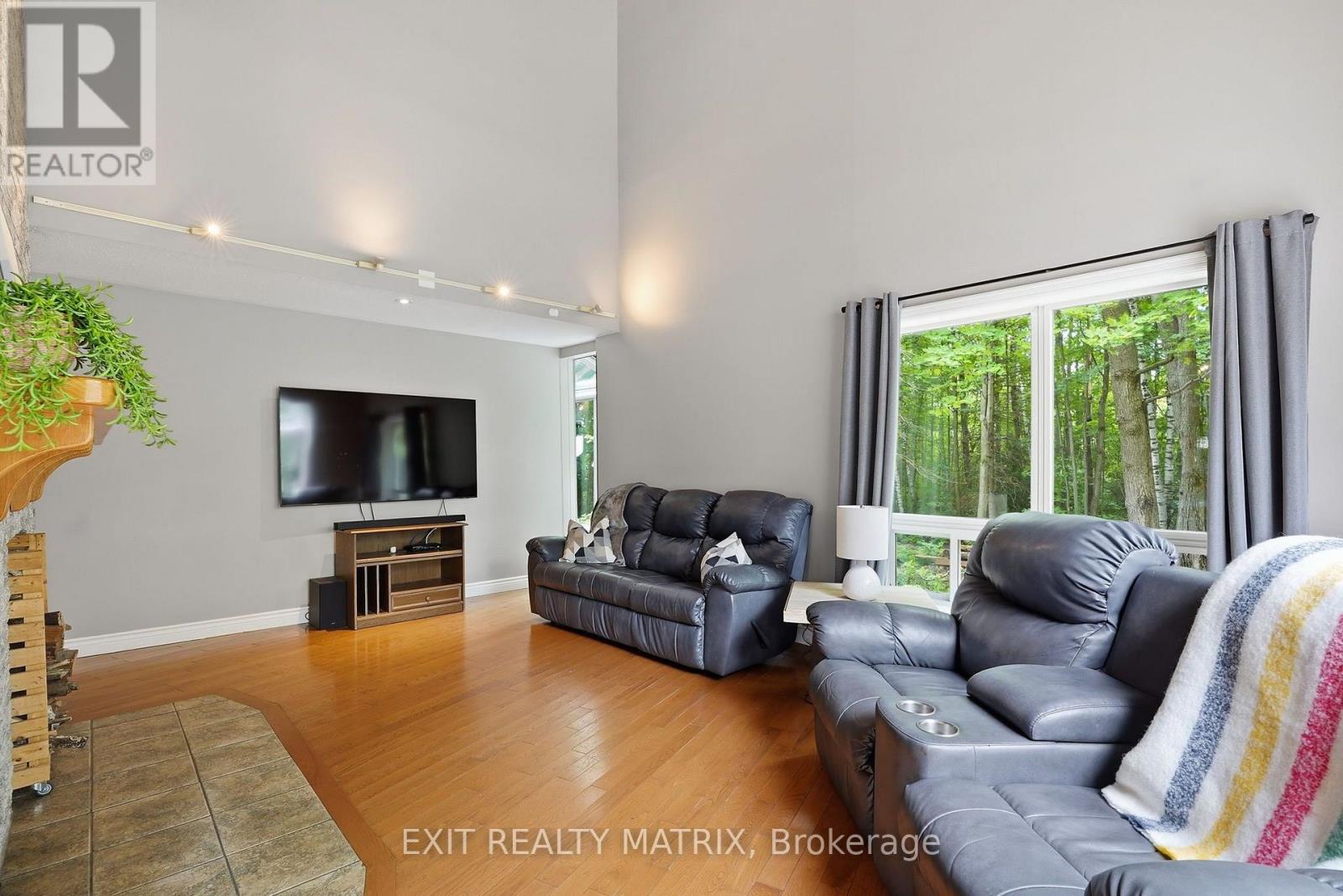 1634 Lucien Street, Champlain, Ontario  K0B 1K0 - Photo 12 - X13599018