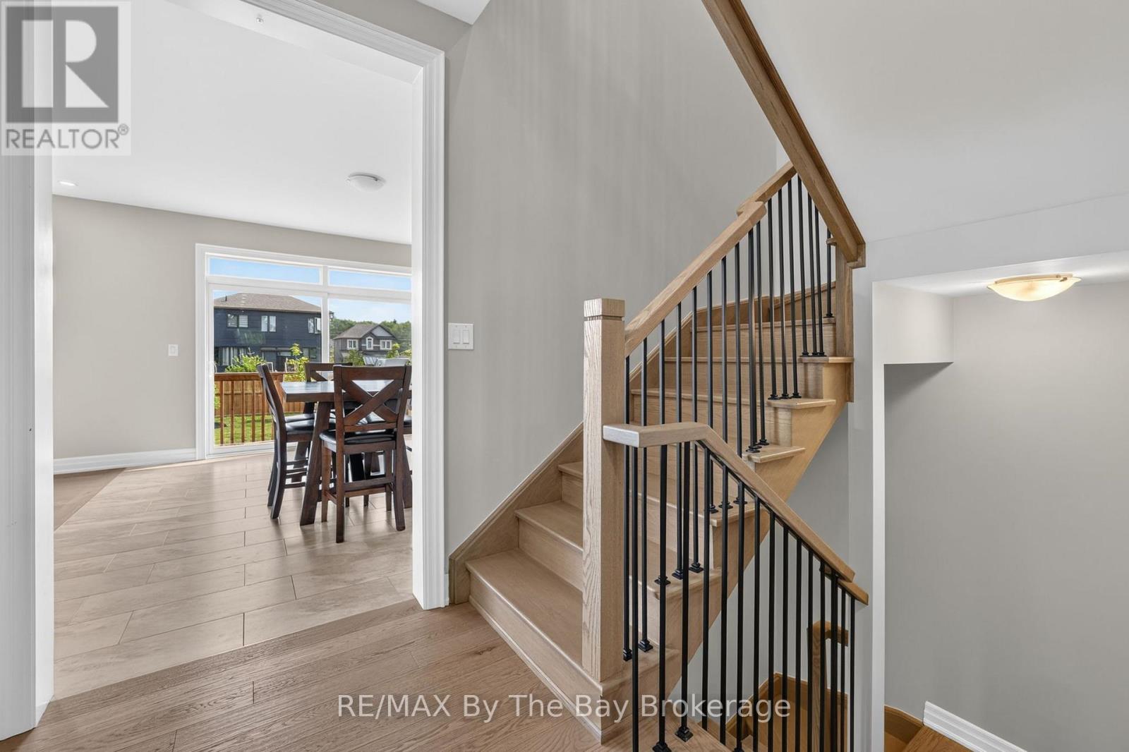 222 Mapleside Drive, Wasaga Beach, Ontario  L9Z 0L4 - Photo 14 - S13598792