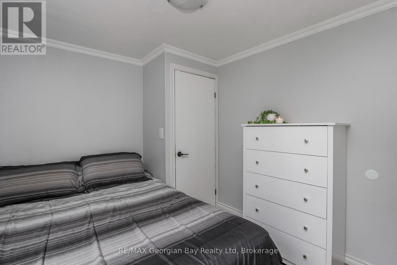 350 Mcnicoll Street, Tay, Ontario  L0K 1R0 - Photo 13 - S13598820