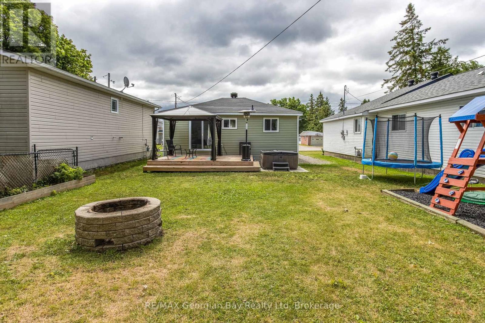 350 Mcnicoll Street, Tay, Ontario  L0K 1R0 - Photo 21 - S13598820