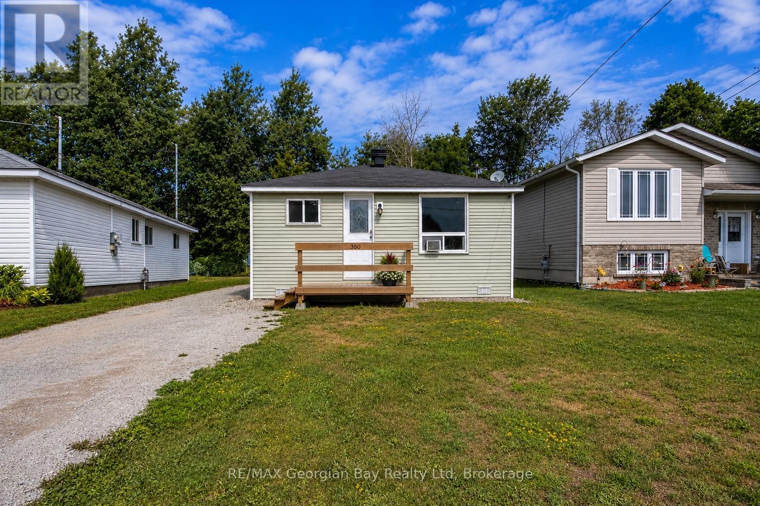 350 Mcnicoll Street, Tay, Ontario  L0K 1R0 - Photo 3 - S13598820