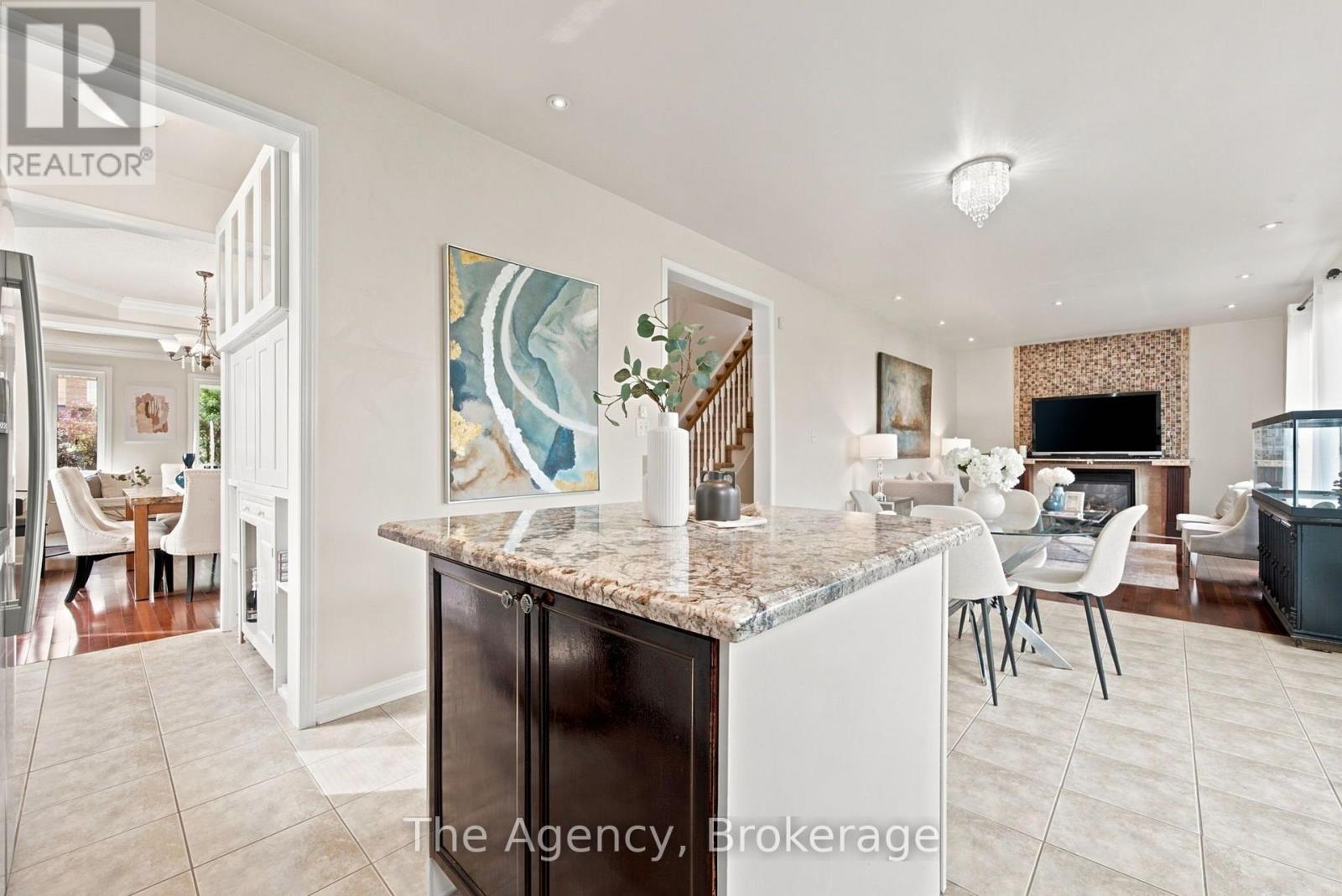 40 Catchfly Crescent, Brampton, Ontario  L6P 2H9 - Photo 14 - W13599012