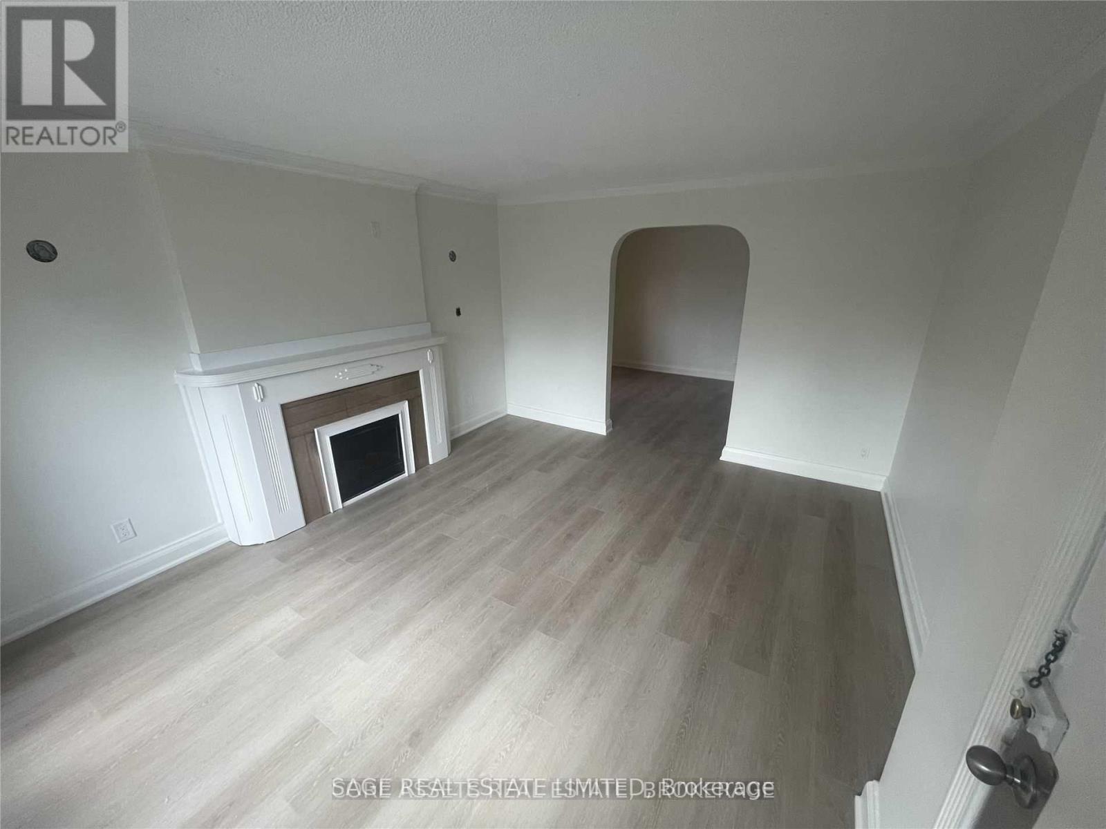 4 - 1083 Avenue Road, Toronto, Ontario  M5N 2E1 - Photo 3 - C13598904