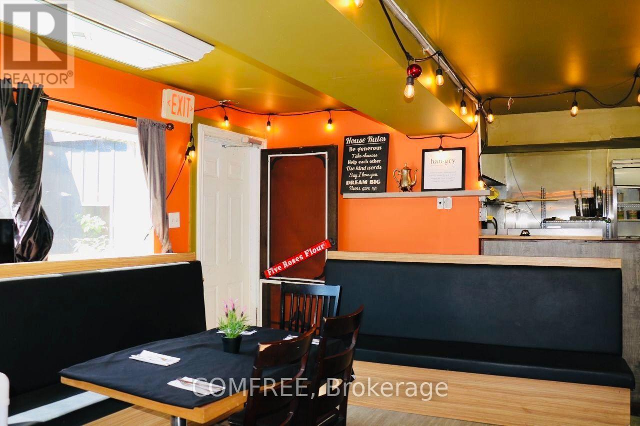 1716 Central Street, Pickering, Ontario  L1Y 1B1 - Photo 10 - E13598804