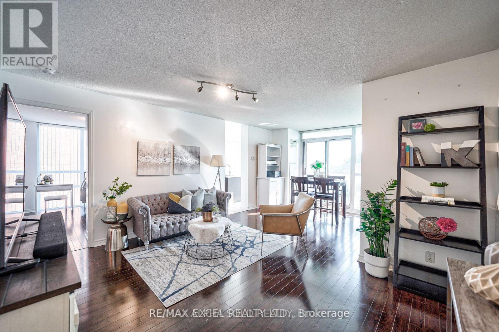 711 - 68 GRANGEWAY AVENUE, Toronto, Ontario