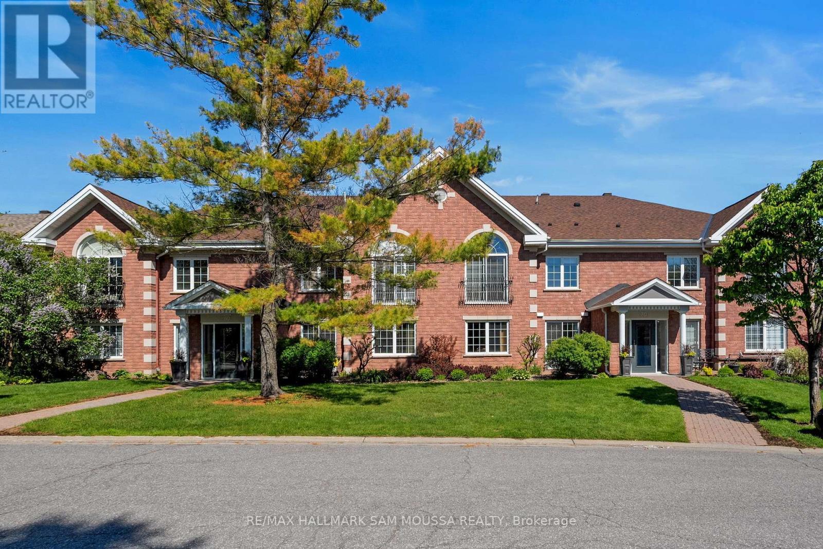 1C - 70 ROBSON COURT, Ottawa, Ontario