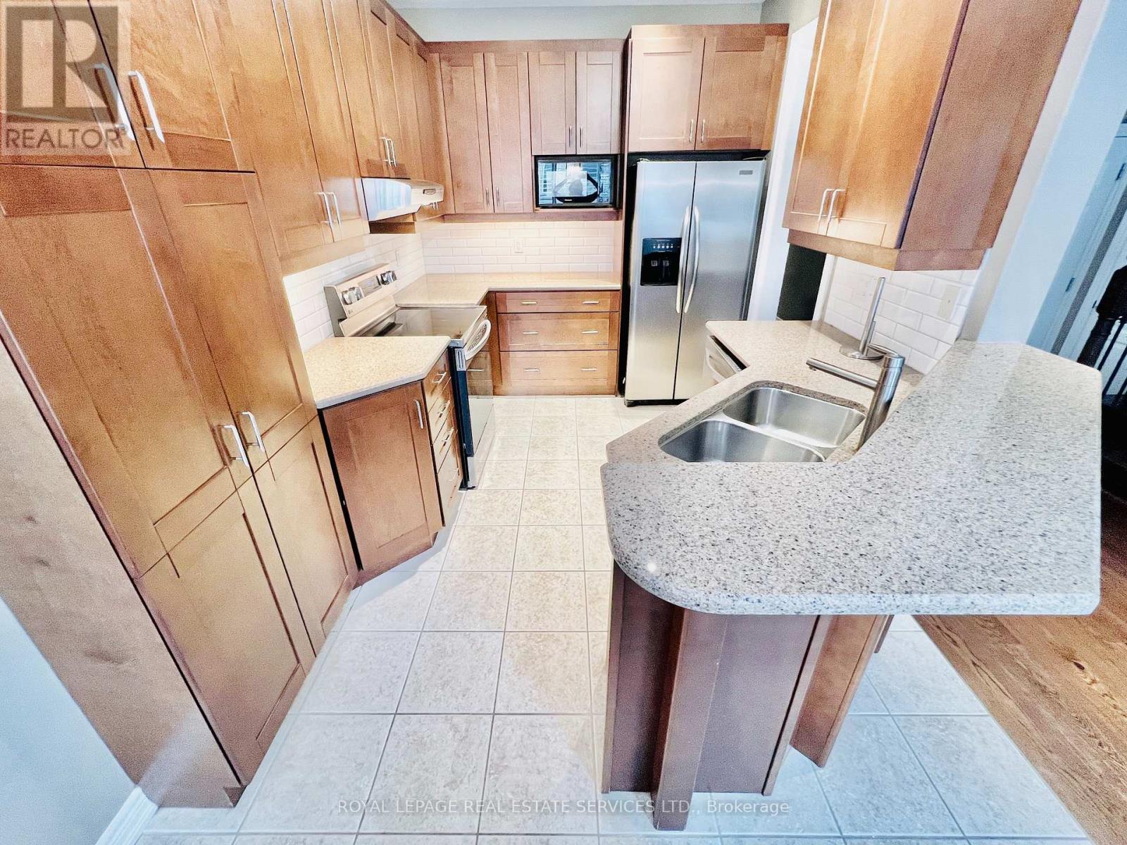 3463 Whilabout Terrace, Oakville, Ontario  L6L 0A7 - Photo 19 - W13598728