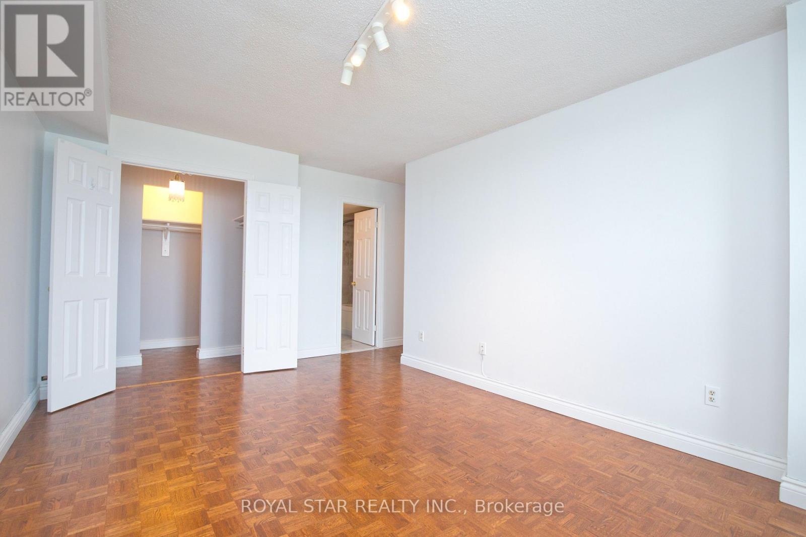1607 - 1535 Lakeshore Road E, Mississauga, Ontario  L5E 3E2 - Photo 20 - W13598740