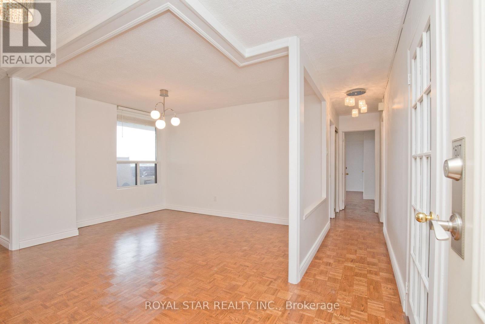 1607 - 1535 Lakeshore Road E, Mississauga, Ontario  L5E 3E2 - Photo 5 - W13598740