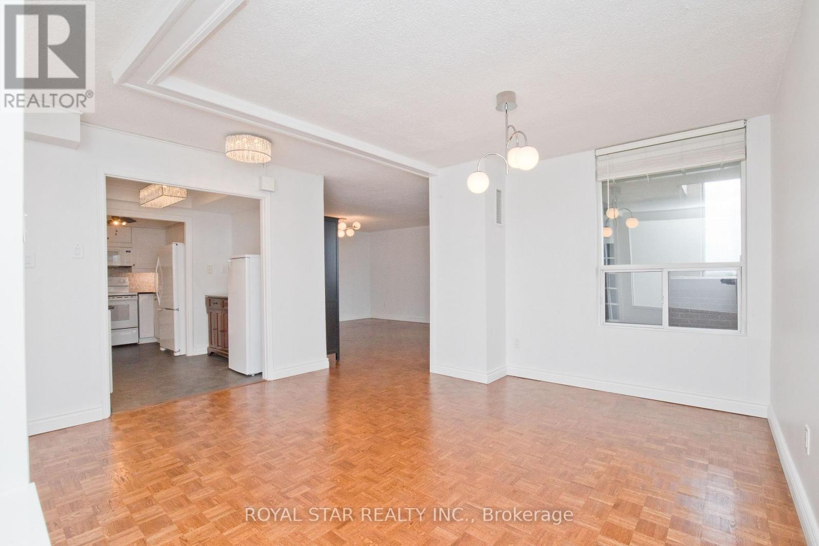 1607 - 1535 Lakeshore Road E, Mississauga, Ontario  L5E 3E2 - Photo 6 - W13598740