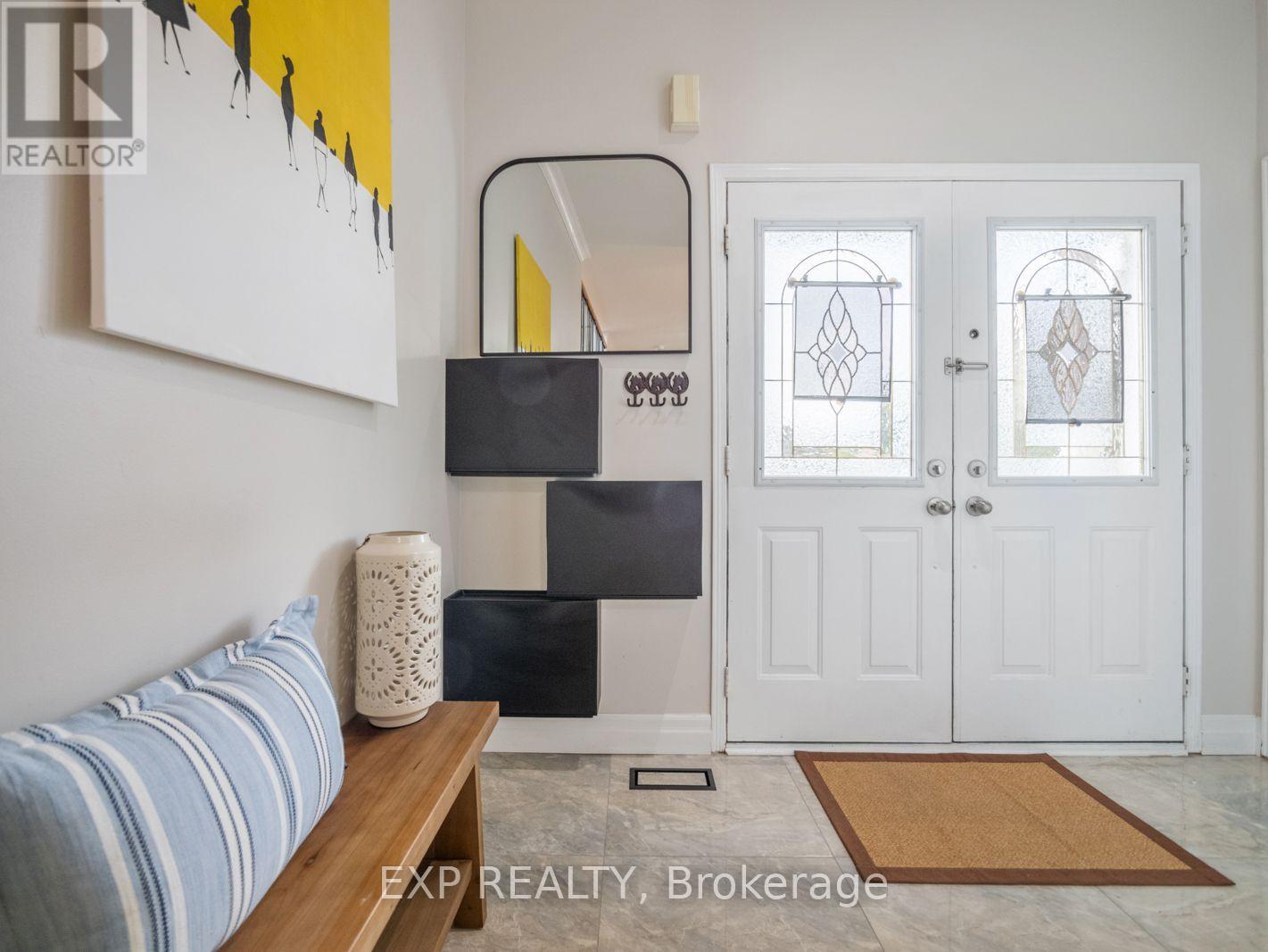1 Sedgewick Circle, Brampton, Ontario  L7A 2P5 - Photo 2 - W13598844