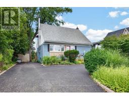 487 WILDWOOD DRIVE, Oakville, Ontario